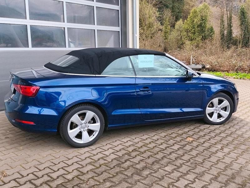 Gebraucht Audi A3 Cabriolet Ambition 179 PS (131 kW) 2014 Blau Cabrio