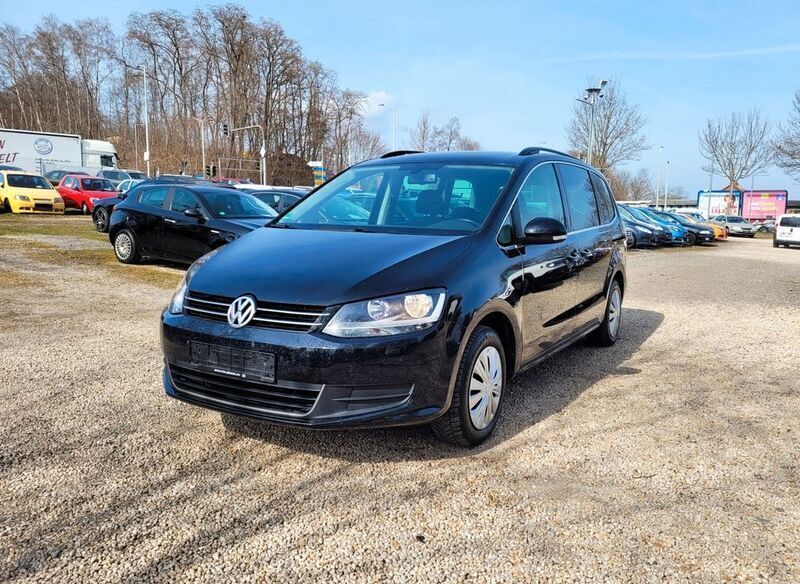 Deep black perleffekt Gebraucht 2011 VW Sharan Comfortline Van / Kleinbus | 4.980 € (Superpreis) - Bild 1/4