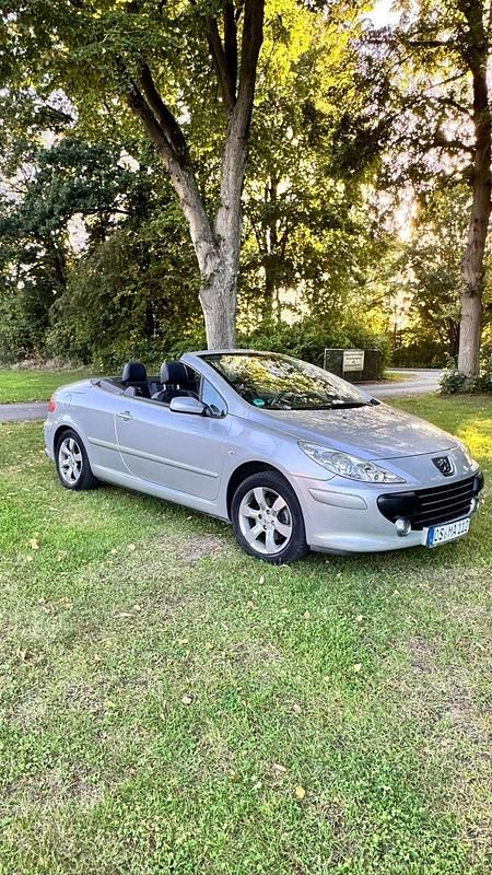 Silber Gebraucht 2006 Peugeot 307 CC Cabrio | 2.700 € (Guter Preis) - Bild 1/4