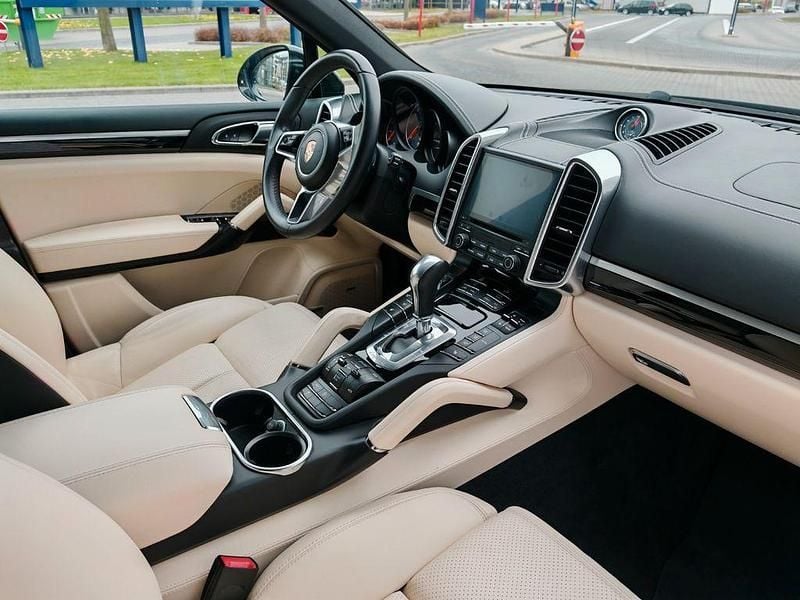 Gebraucht Porsche Cayenne Platinum Edition 262 PS (192 kW) 2018 Schwarz SUV