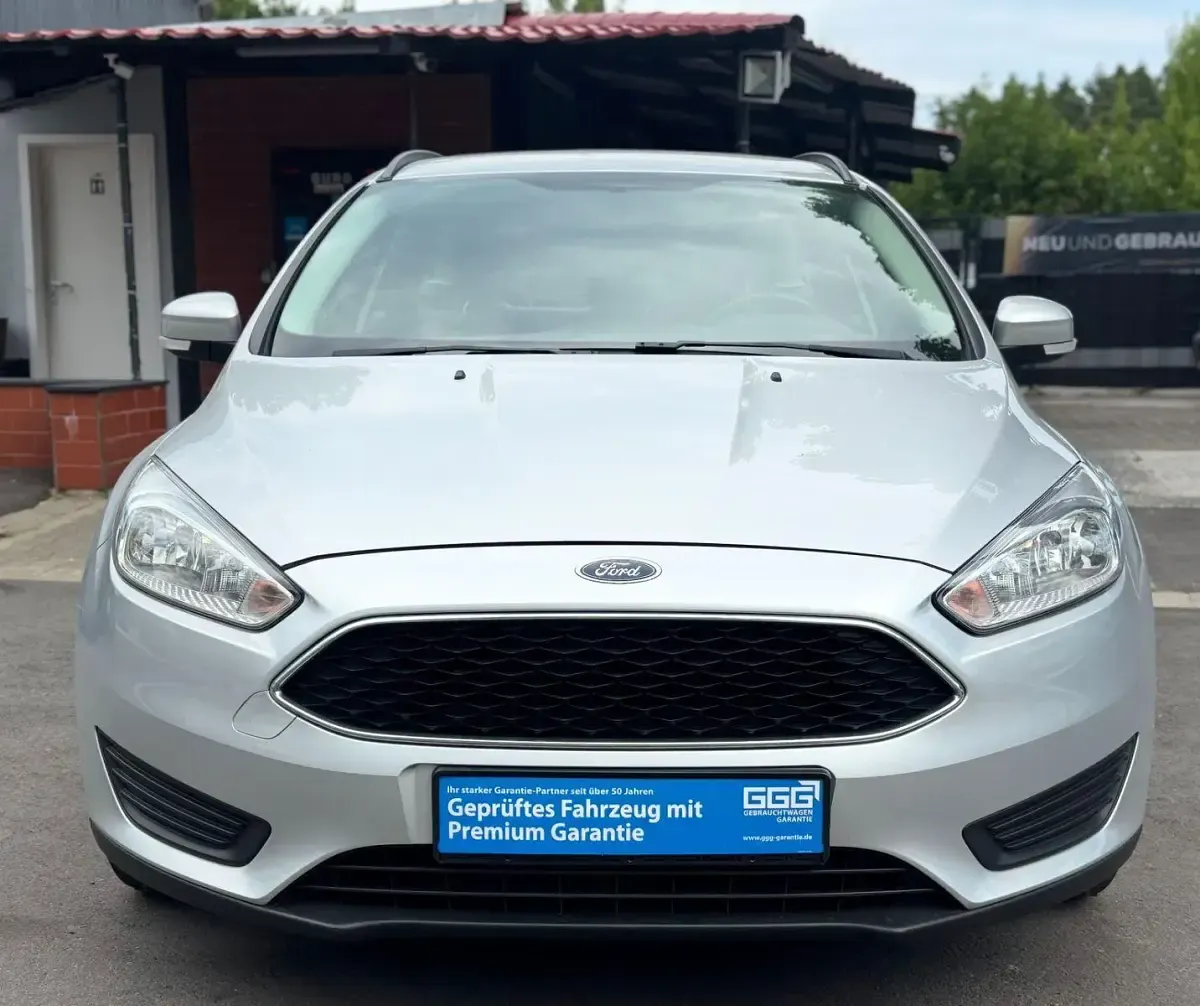 Gebraucht Ford Focus Trend 101 PS (74 kW) 2016 Silber Kombi