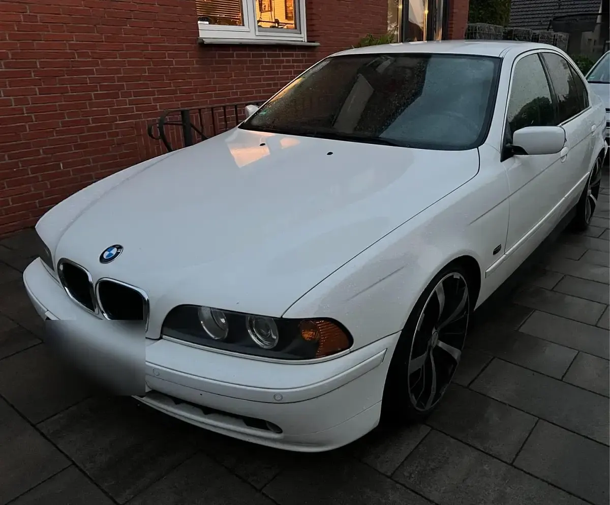 Gebraucht BMW 523 170 PS (125 kW) 2001 Weiß Limousine