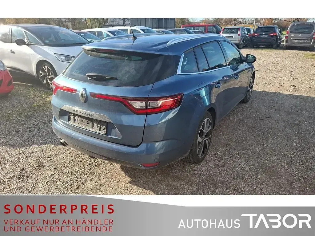 Gebraucht Renault Mégane III Bose Edition 132 PS (97 kW) 2016 Blau Limousine