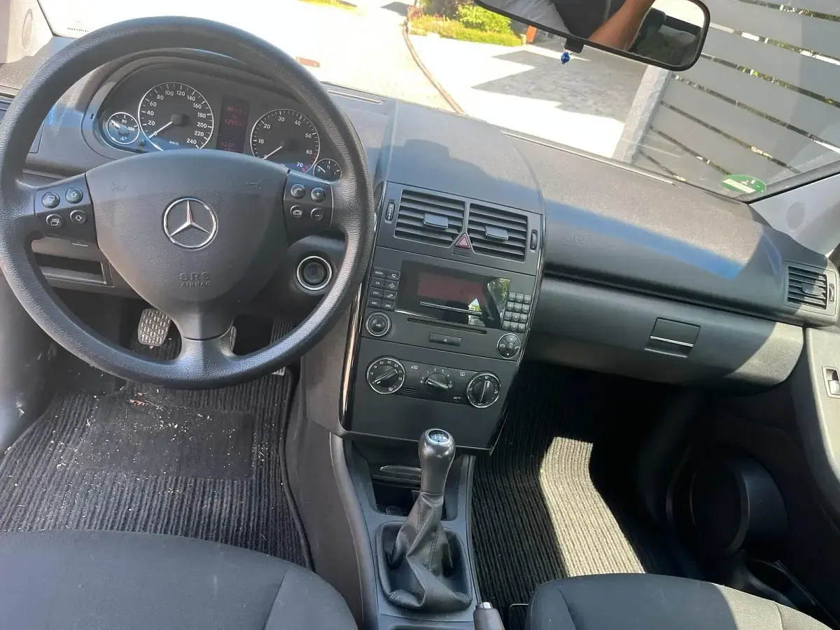 Gebraucht Mercedes A150 95 PS (69 kW) 2004 Schwarz Kleinwagen