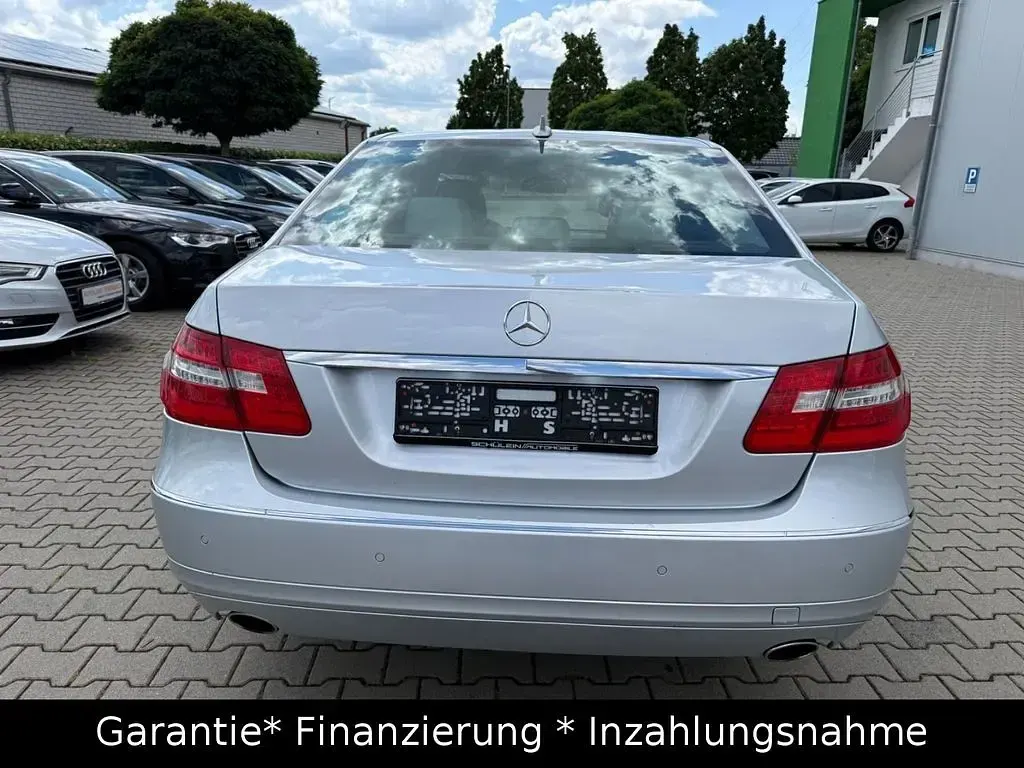 Gebraucht Mercedes E350 272 PS (200 kW) 2009 Silber Limousine