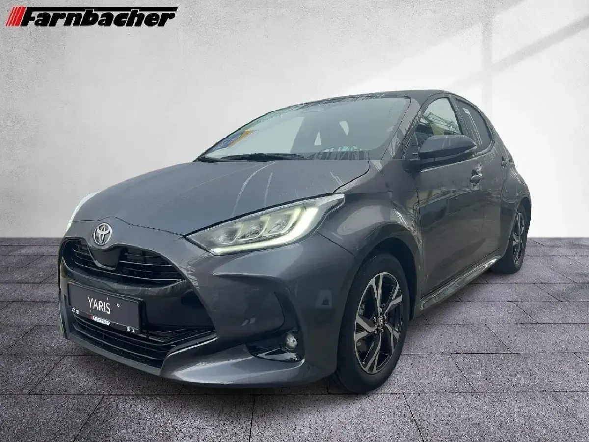Gebraucht Toyota Yaris Hybrid Comfort 116 PS (85 kW) 2025 Limousine