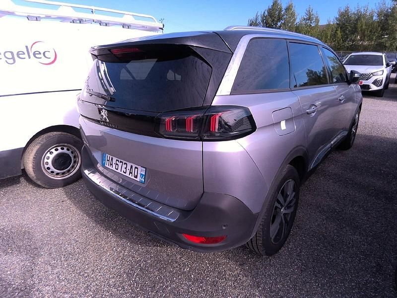 Gebraucht Peugeot 5008 Allure 136 PS (100 kW) 2024 Gris artense SUV