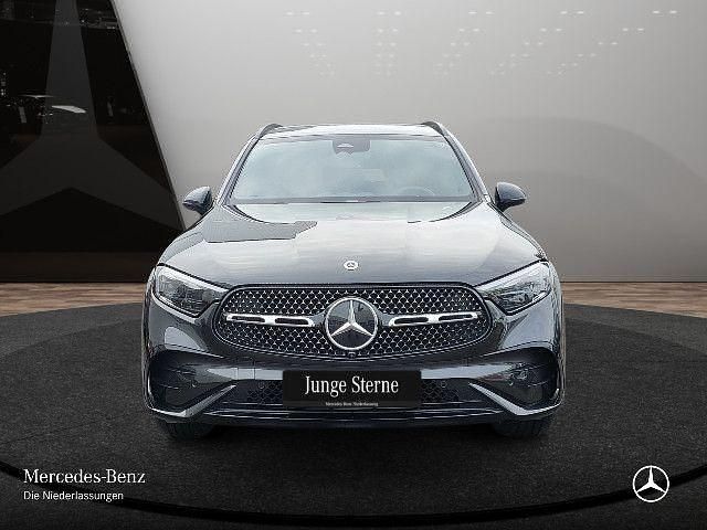 Gebraucht Mercedes GLC200 Premium 204 PS (150 kW) 2024 Grau SUV