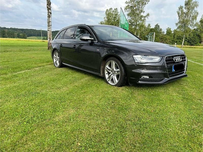 Gebraucht Audi A4 S-Line 150 PS (110 kW) 2015 Kombi