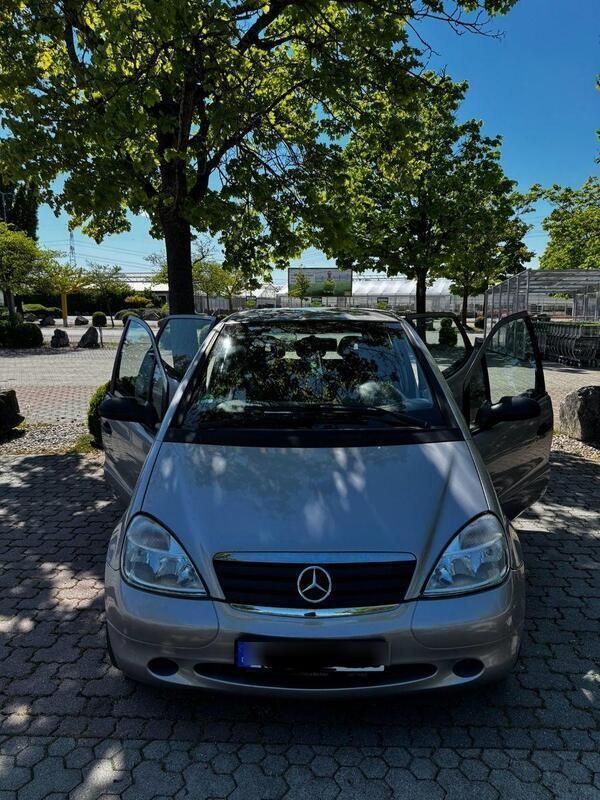 Silber Gebraucht 2000 Mercedes A160 Elegance Kleinwagen | 1.200 € (Fairer Preis) - Bild 1/4