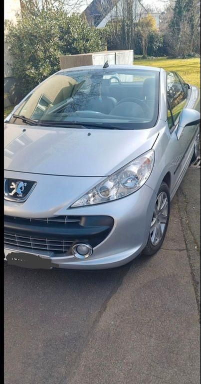 Silber Gebraucht 2007 Peugeot 207 CC Sport Cabrio | 3.750 € (Fairer Preis) - Bild 1/3