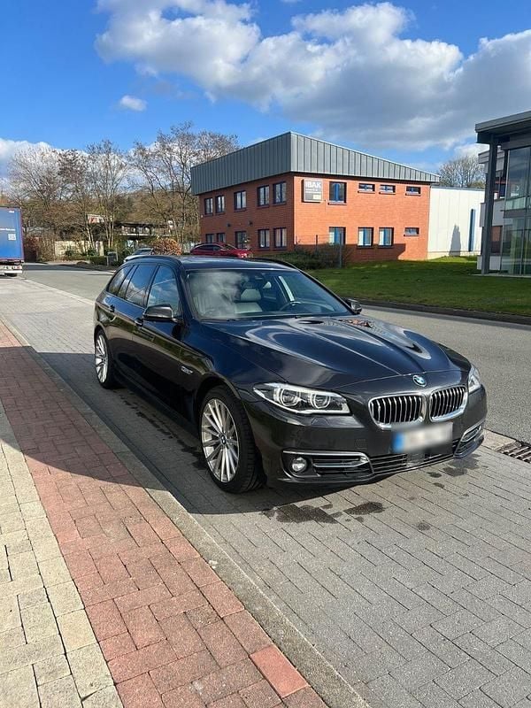 Gebraucht BMW 530 Luxury Line 258 PS (189 kW) 2016 Grau Kombi