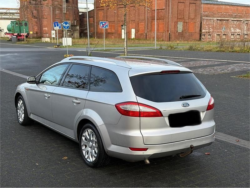 Silber Gebraucht 2007 Ford Mondeo Kombi | 2.999 € (Teuer) - Bild 1/4