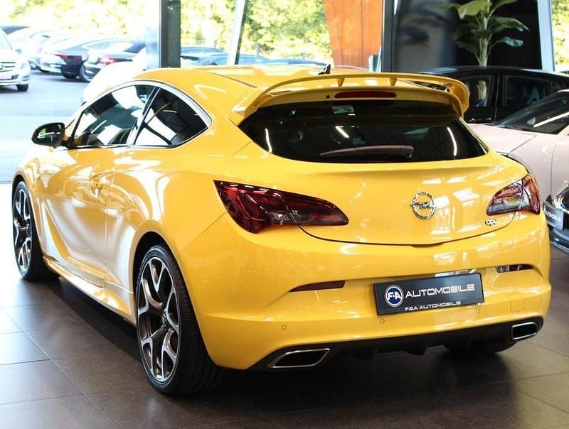 Gebraucht Opel Astra GTC OPC 280 PS (205 kW) 2013 Gelb Coupé