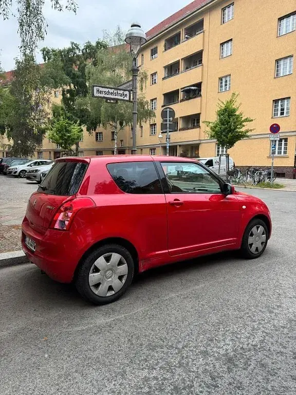 Gebraucht Suzuki Swift Club 92 PS (67 kW) 2005 Rot Kleinwagen