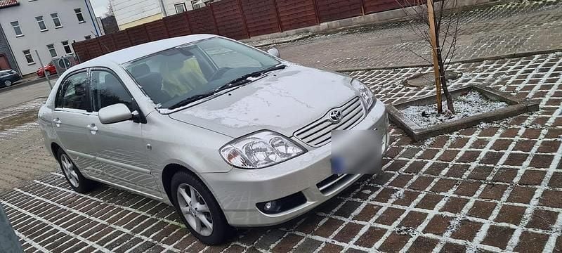 Gebraucht Toyota Corolla 110 PS (80 kW) 1994 Silber Limousine