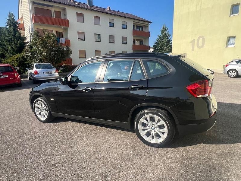 Gebraucht BMW X1 150 PS (110 kW) 2011 Schwarz SUV