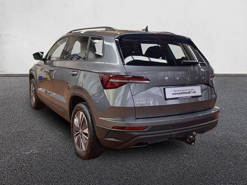 Gebraucht Skoda Karoq Tour 150 PS (110 kW) 2023 Graphitegrau metallic SUV