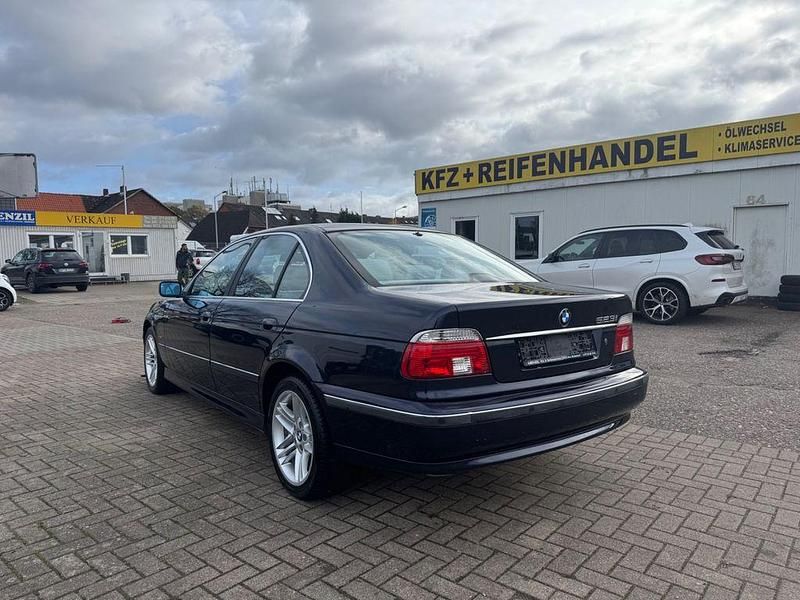 Gebraucht BMW 523 170 PS (125 kW) 1998 Blau Limousine