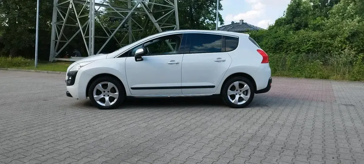 Gebraucht Peugeot 3008 Allure 155 PS (114 kW) 2010 Weiß Kombi