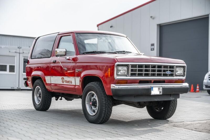 Rot Gebraucht 1988 Ford Bronco SUV | 18.500 € - Bild 1/4