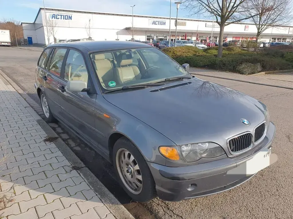 Gebraucht BMW 320 150 PS (110 kW) 2003 Grau Kombi
