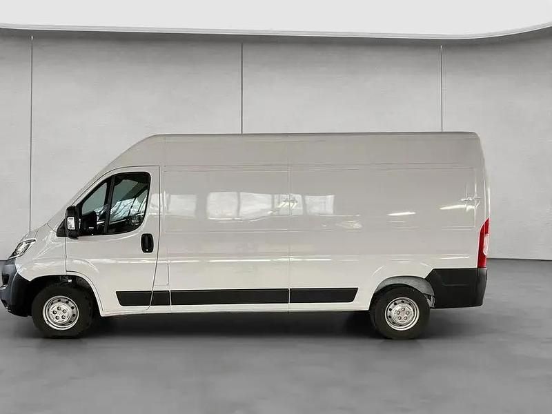 Gebraucht Opel Movano S 140 PS (102 kW) 2023 Weiß Kombi