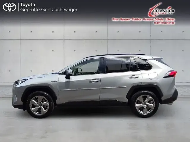 Gebraucht Toyota RAV4 Hybrid Team 218 PS (160 kW) 2020 Silber SUV