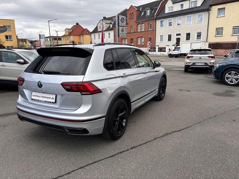 Gebraucht VW Tiguan Style 150 PS (110 kW) 2022 Silber SUV
