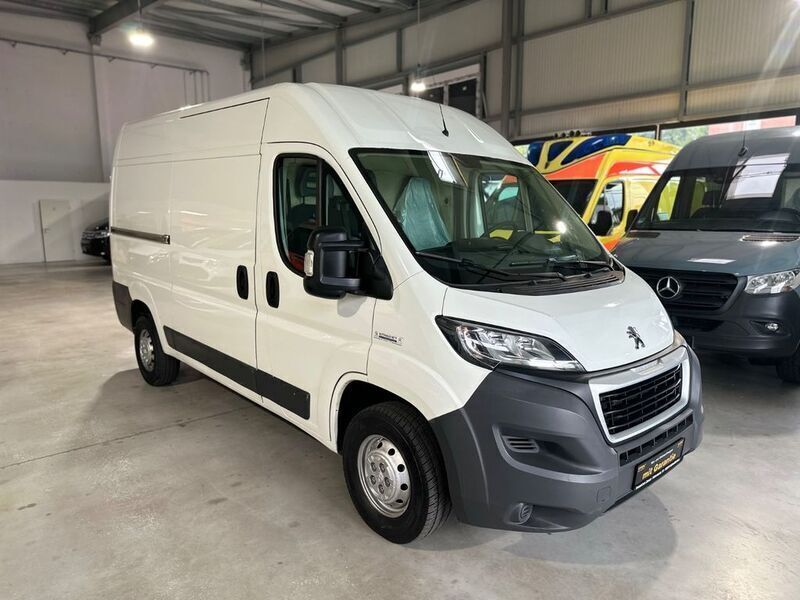 Lack weiss banquise/deckende l Gebraucht 2016 Peugeot Boxer Comfort Van | 11.490 € (Guter Preis) - Bild 1/4