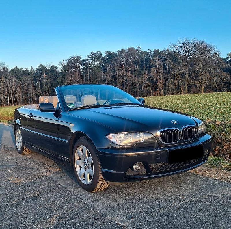 Gebraucht BMW 320 Cabriolet 170 PS (125 kW) 2004 Schwarz Cabrio