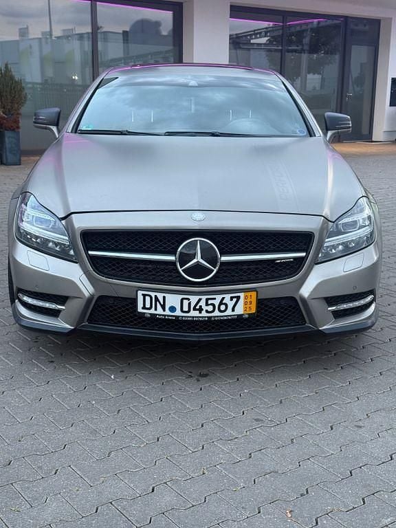 Gold Gebraucht 2011 Mercedes CLS500 Limousine | 14.900 € - Bild 1/4