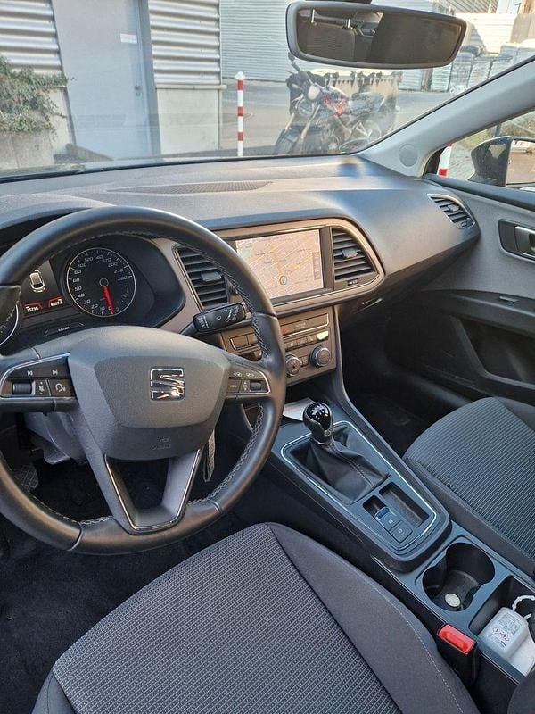 Gebraucht Seat Leon Style 131 PS (96 kW) 2020 Grau Kombi