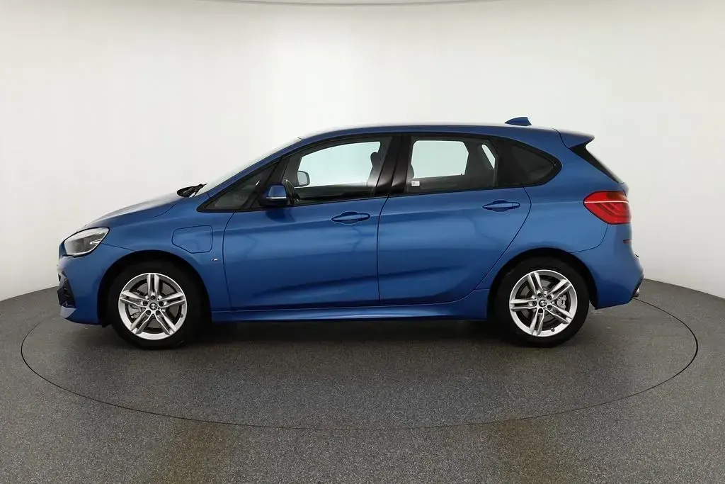 Gebraucht BMW 225 Active Tourer M Sport 224 PS (164 kW) 2020 Blau Van / Kleinbus