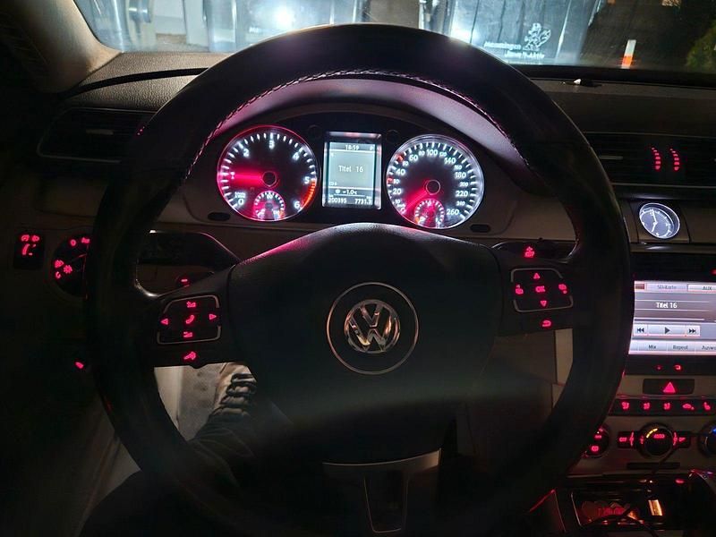 Gebraucht VW Passat 177 PS (130 kW) 2012 Braun Kombi