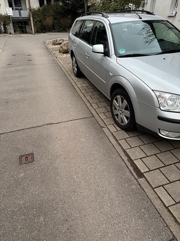 Gebraucht Ford Mondeo 145 PS (106 kW) 2004 Silber Kombi