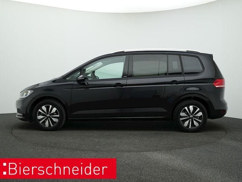Gebraucht VW Touran Move 122 PS (89 kW) 2024 Schwarz Van / Kleinbus