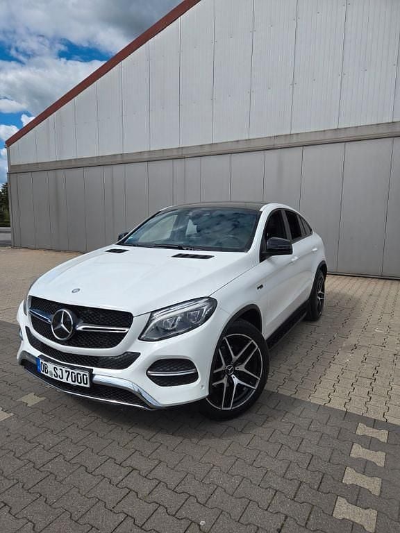 Weiß Gebraucht 2015 Mercedes GLE350 SUV | 31.400 € (Fairer Preis) - Bild 1/4