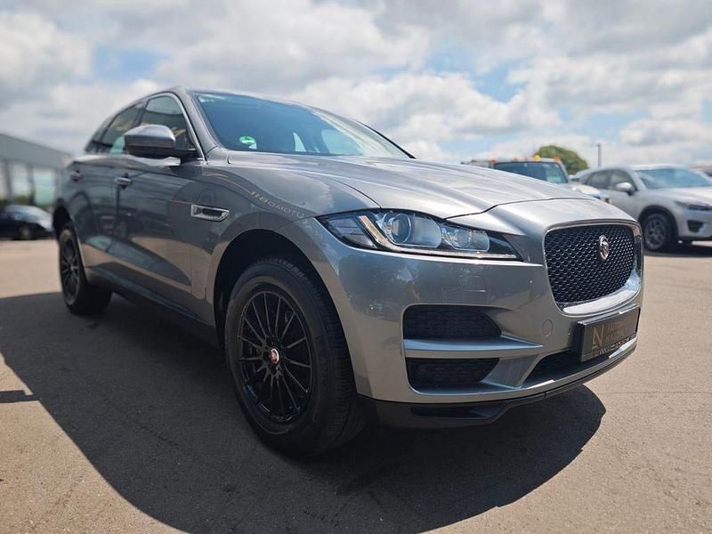 Gebraucht Jaguar F-Pace Prestige 179 PS (131 kW) 2020 Grau SUV