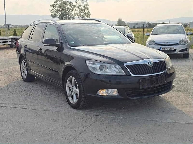 Second-hand Skoda Octavia 105 CP (77 kW) 2015 Negru Hatchback