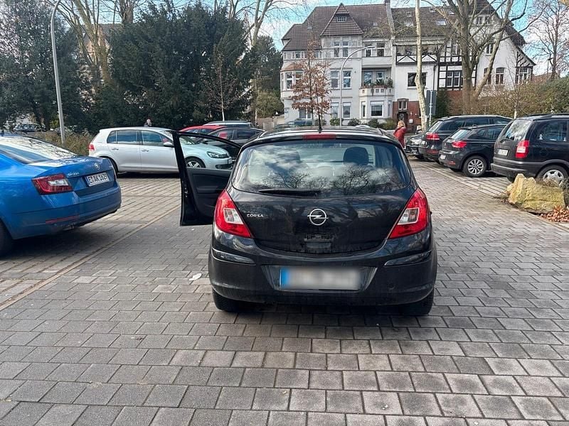 Gebraucht Opel Corsa 87 PS (63 kW) 2010 Schwarz Kleinwagen