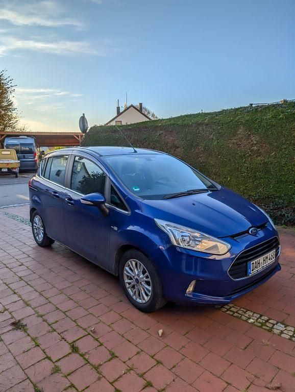 Blau Gebraucht 2016 Ford B-MAX Titanium Van / Kleinbus | 9.600 € (Superpreis) - Bild 1/4