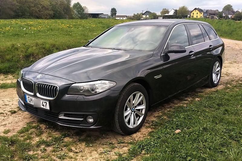 Second-hand BMW 530 Comfort Edition 258 CP (189 kW) 2014 Gri Berlinǎ