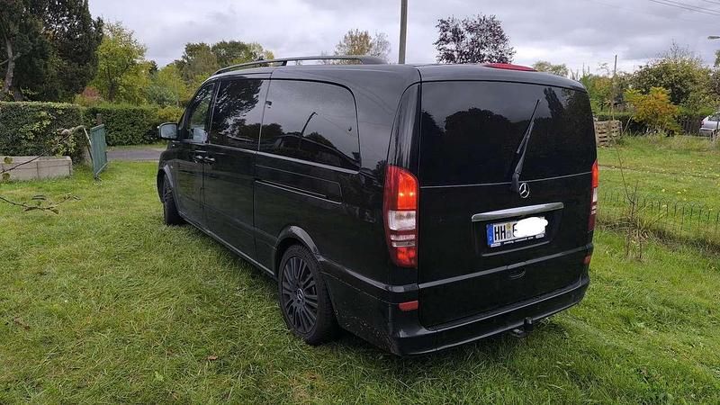 Gebraucht Mercedes Viano 224 PS (164 kW) 2013 Schwarz Van / Kleinbus