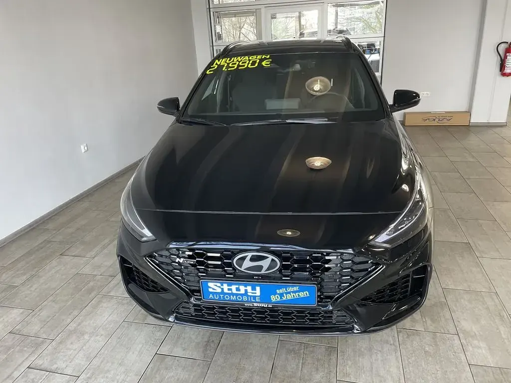 Neu Hyundai i30 N Line 150 PS (110 kW) 2026 Schwarz Kombi