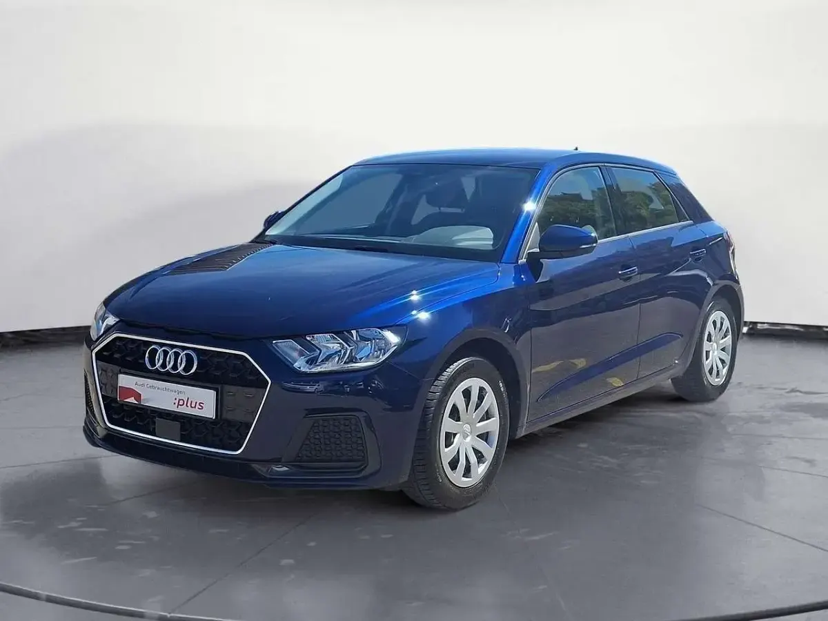 Gebraucht Audi A1 95 PS (69 kW) 2025 Navarrablau metallic SUV