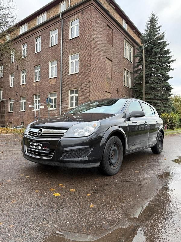 Gebraucht Opel Astra 90 PS (66 kW) 2009 Schwarz Limousine