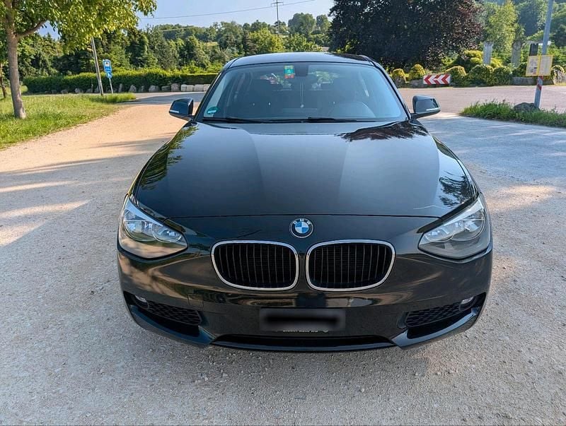 Gebraucht BMW 116 136 PS (100 kW) 2013 Schwarz Kleinwagen