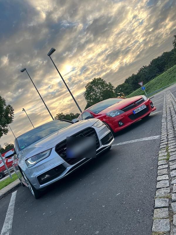 Gebraucht Audi A4 S-Line 177 PS (130 kW) 2015 Silber Limousine