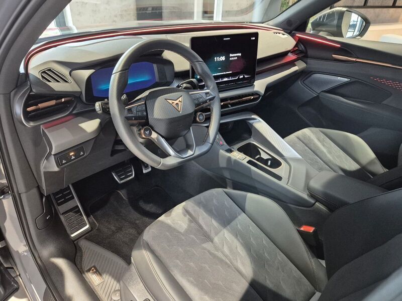 Gebraucht Cupra Terramar VZ 265 PS (194 kW) 2024 Grau SUV